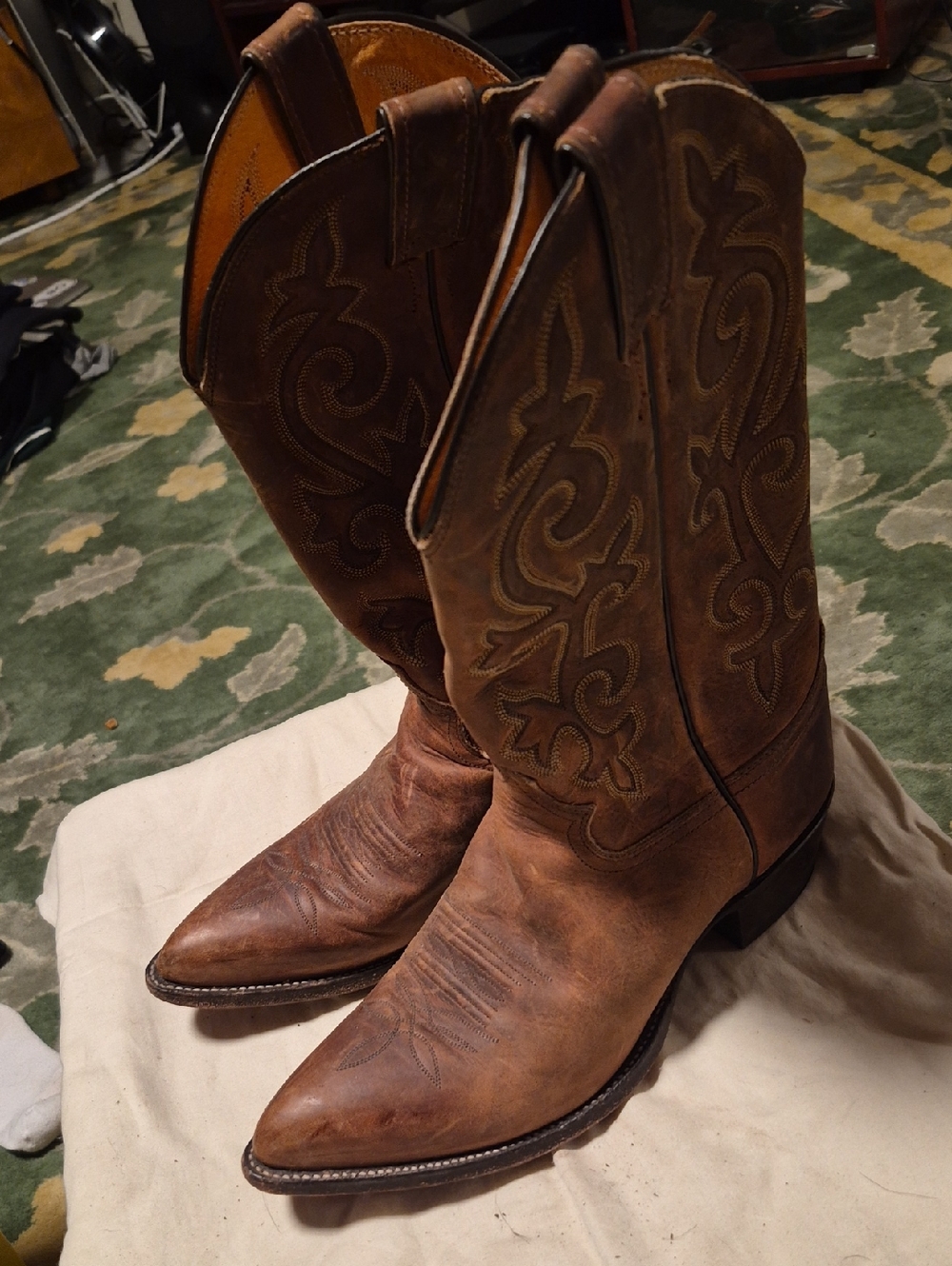 Justin Boots Men's Distressed Brown Leather Western Boots